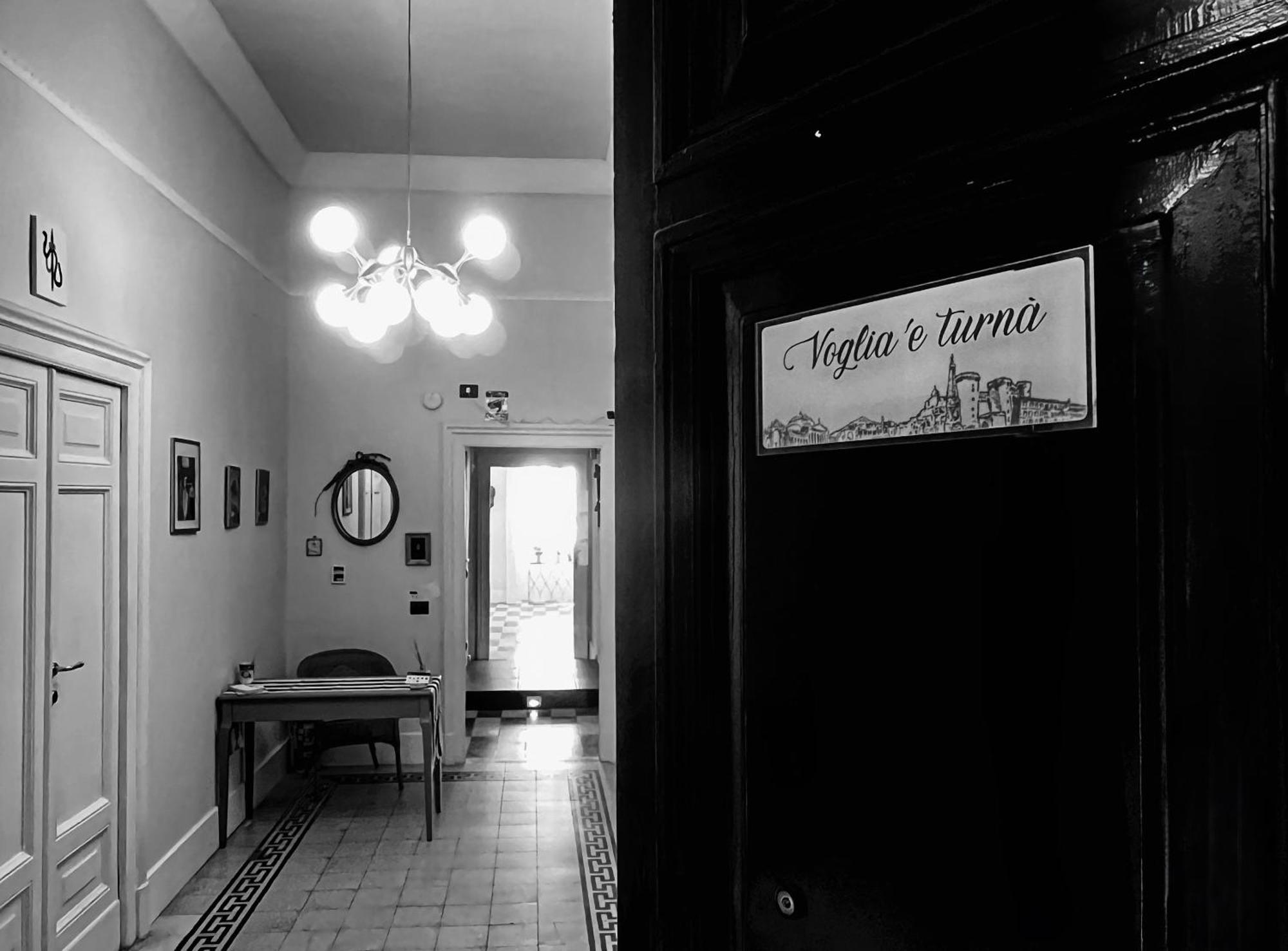 Voglia 'E Turna Hotel เนเปิลส์ ภายนอก รูปภาพ